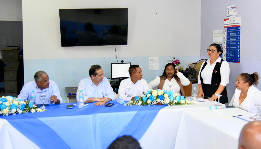 Ministro de Salud busca fortalecer la atención primaria en provincias del nordeste 