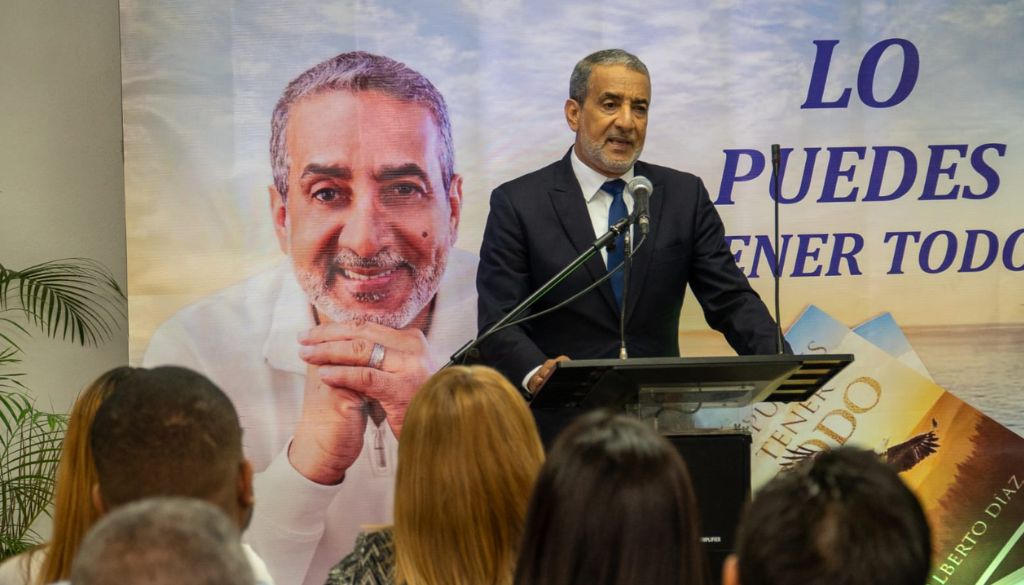 Dr. Alberto Díaz lanza libro sobre plenitud y liderazgo 