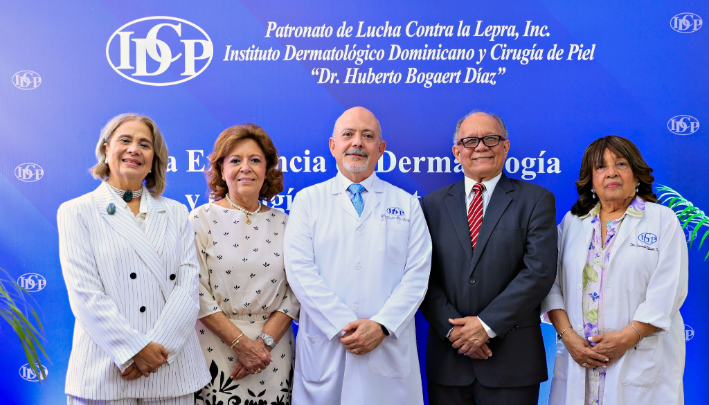 Instituto Dermatológico presenta nueva promoción de especialistas 