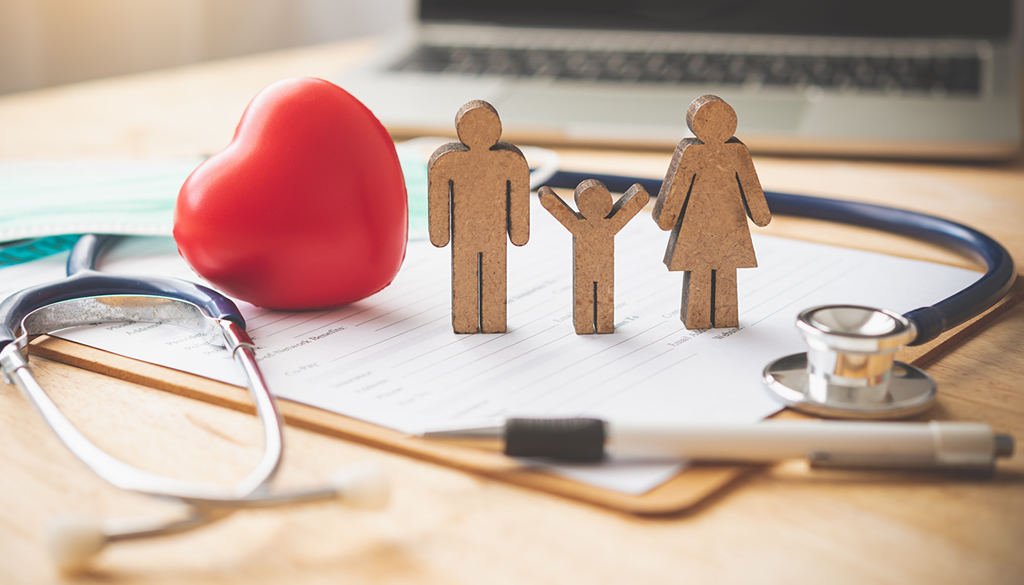 La cápita diferenciada por edad y sexo: un avance incompleto que puede perpetuar inequidades 