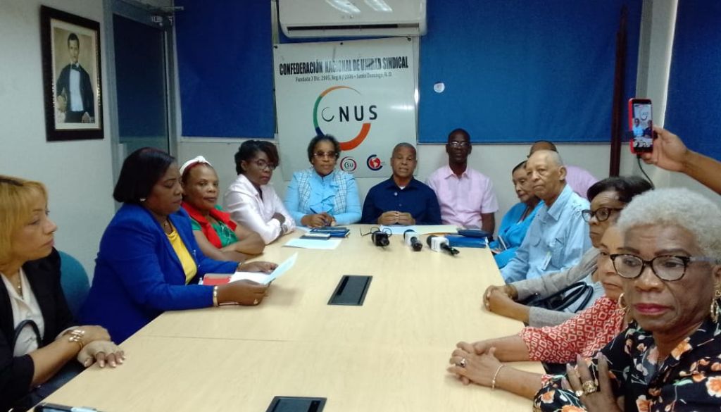 Enfermeras convocan a paro nacional por  incumplimiento del Gobierno 