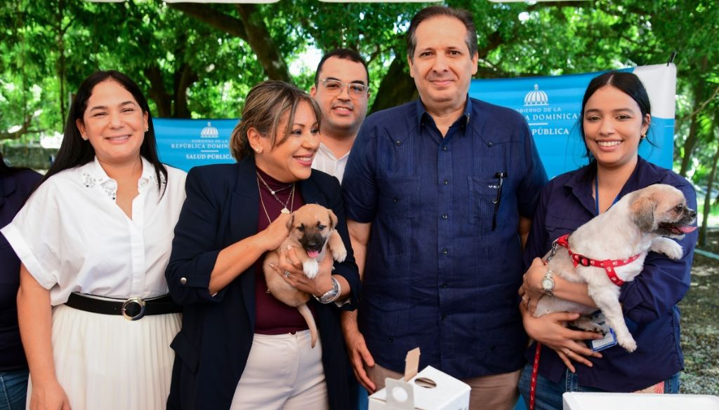 Más de 1,800 brigadas recorrerán el país en jornada de vacunación antirrábica 