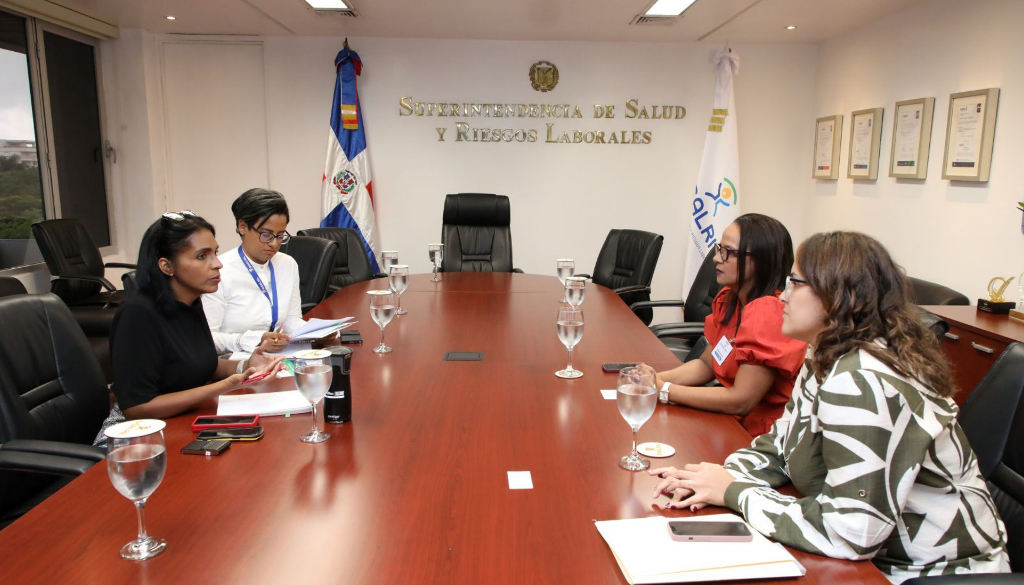 SISALRIL sostiene encuentro con la Sociedad Dominicana de Hematología 