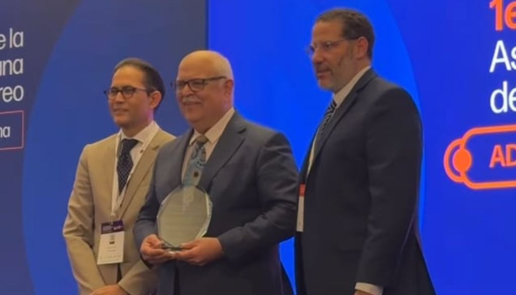 ADOREVIT celebra con éxito su primer congreso internacional  