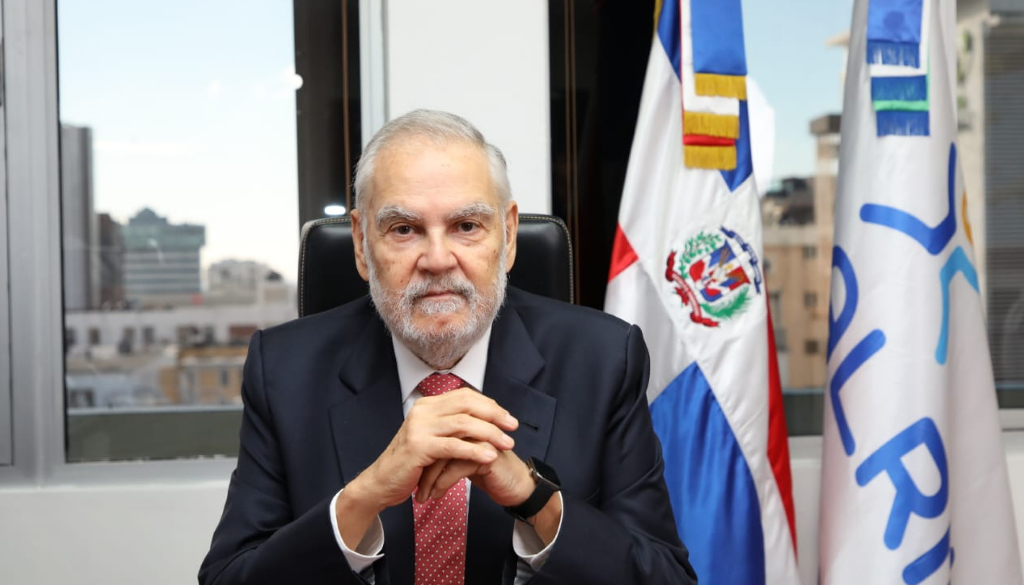 Superintendente Miguel Ceara Hatton: Per cápita diferenciada beneficia a los afiliados más vulnerables 