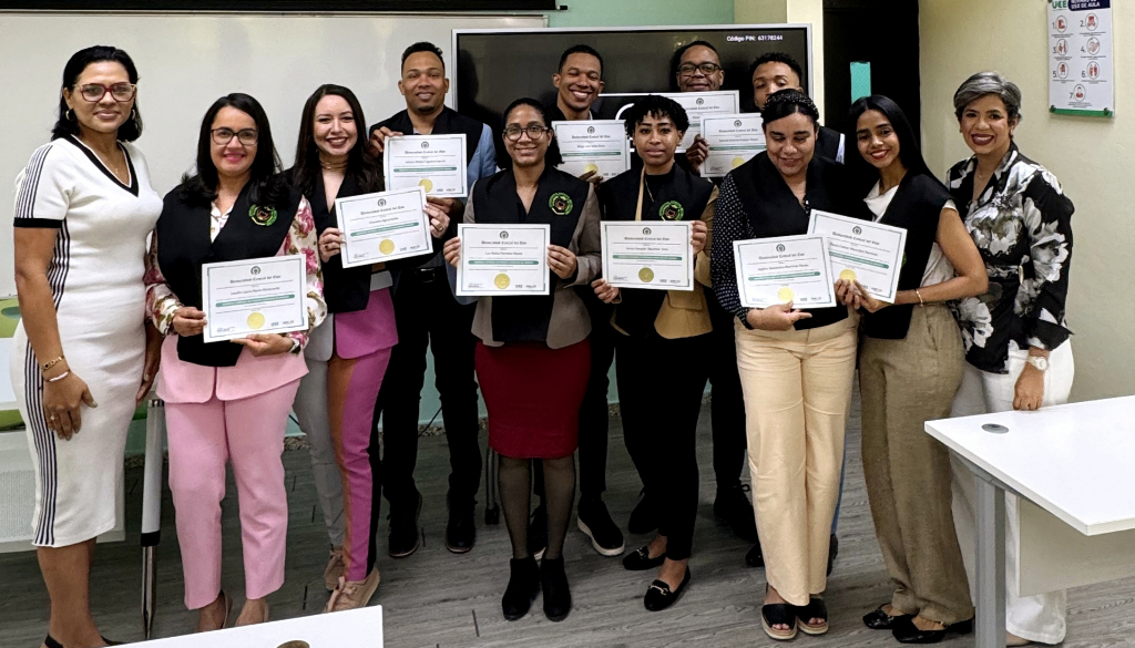 Gradúan primera cohorte del Diplomado en Manejo Avanzado de Heridas 