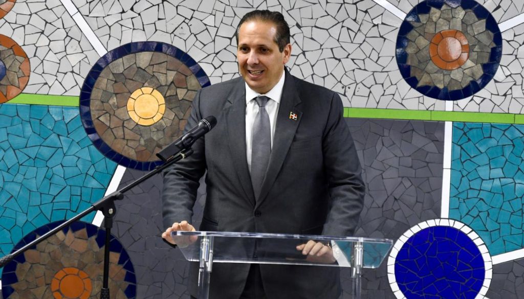 Presentan programa amplía acceso a medicamento para Pie Diabético  