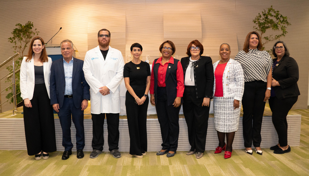 Certifican 98 profesionales de enfermería e imágenes médicas tras completar programas de capacitación 