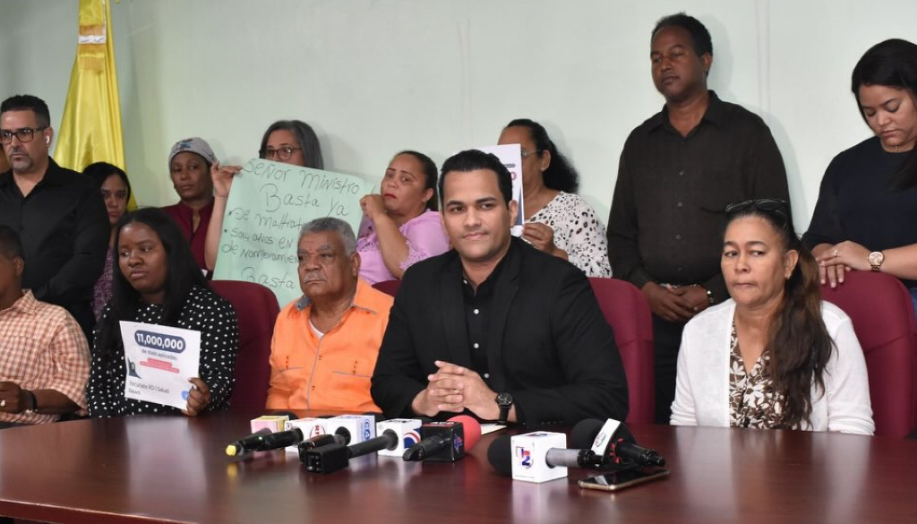 CMD denuncia precariedad laboral de médicos contratados durante la pandemia 