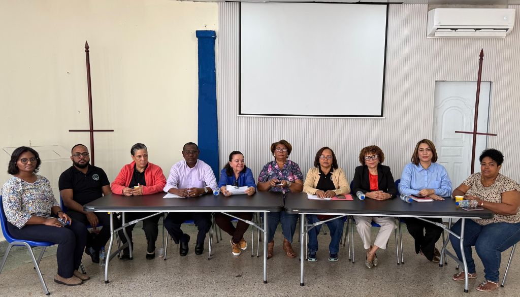 Gremios llaman al Gobierno a un diálogo urgente para garantizar derechos laborales 