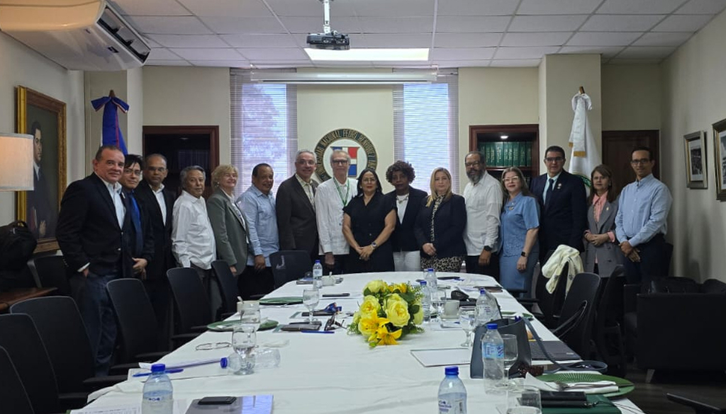 ADOFEM traza su Plan de Trabajo 2026 durante reunión ordinaria  