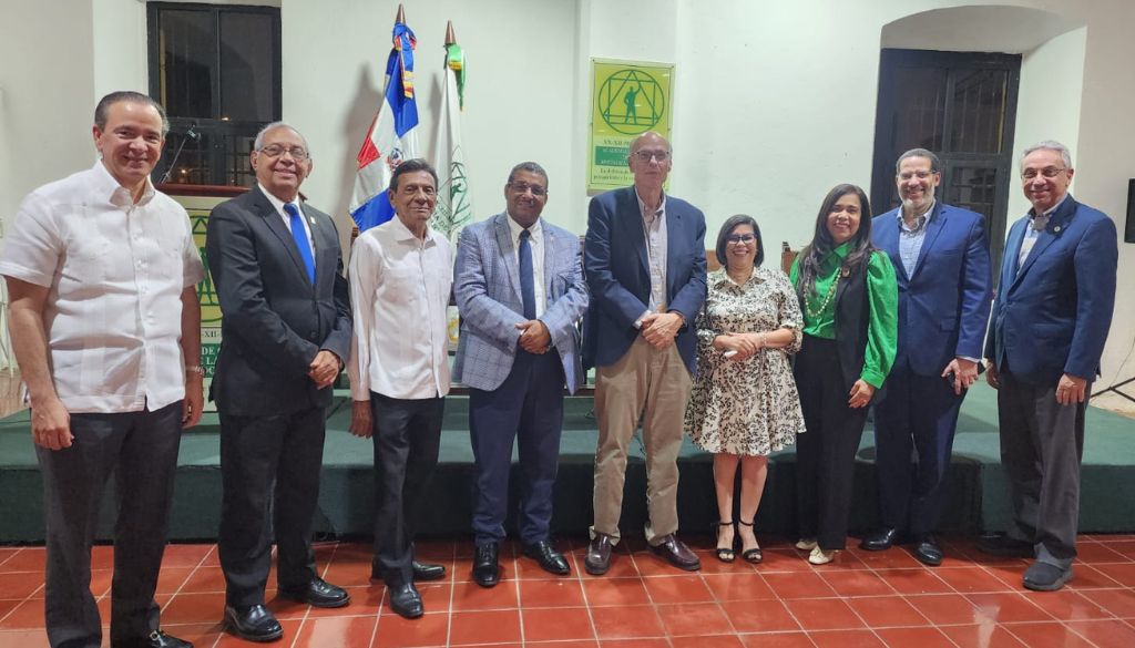 Advierten sobre enfermedades maculares como causa importante de discapacidad visual 