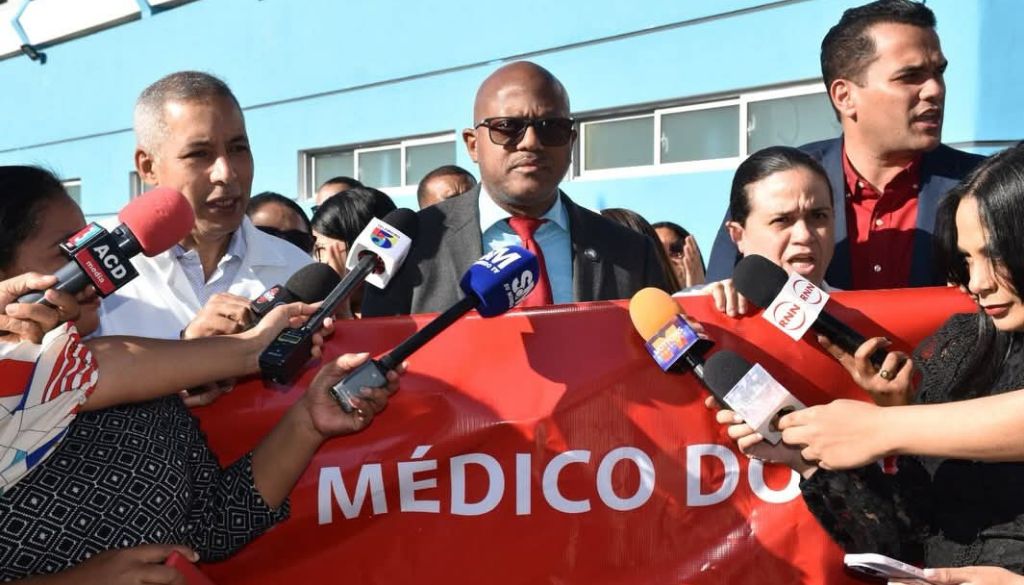 Médicos se movilizan para exigir seguridad y justicia ante crisis en centros de salud 
