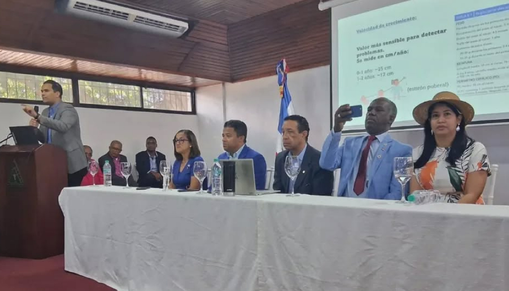 Asociación Médicos Generales realiza jornada dirigida a aspirantes a residencias 