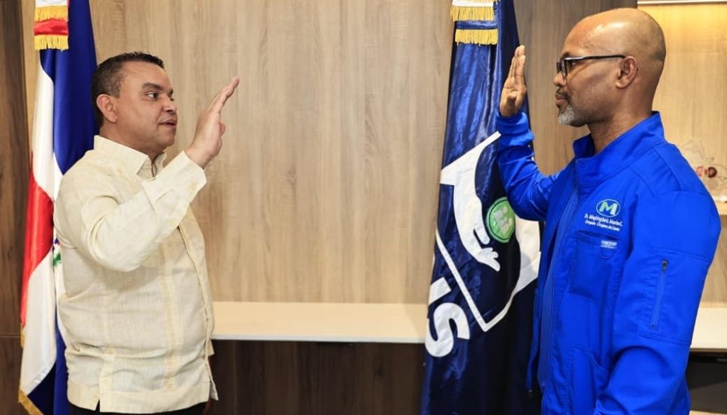 Dr. Mingkingüeis Maarlem es el nuevo director del Hospital Salvador B. Gautier 