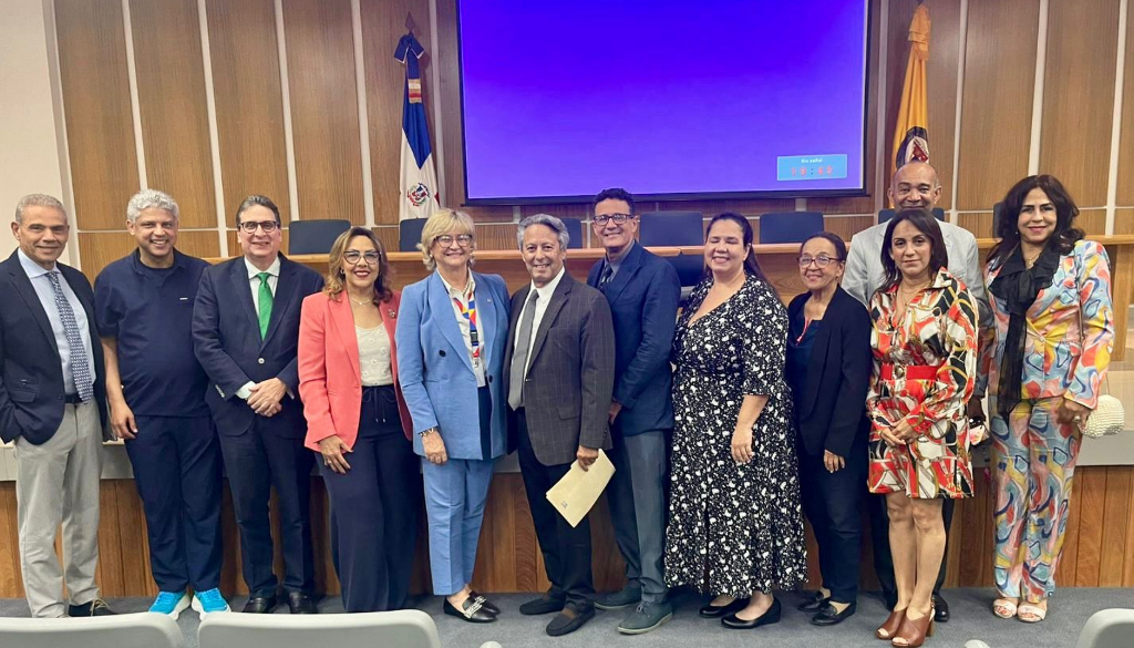 PUCMM acoge encuentro científico sobre la importancia de las vacunas 