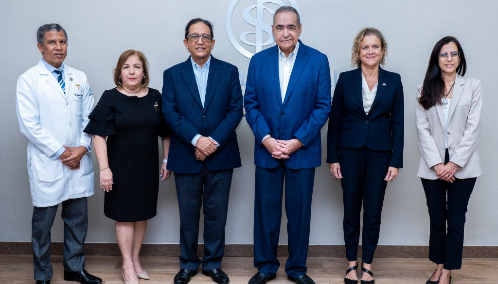 INCORT recibe embajadora de Argentina en visita al HGPS como centro pionero en trasplante hepático 