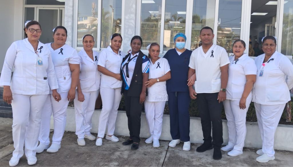 Enfermeras realizan “Cintazo Negro Nacional” para exigir cumplimiento de acuerdos 