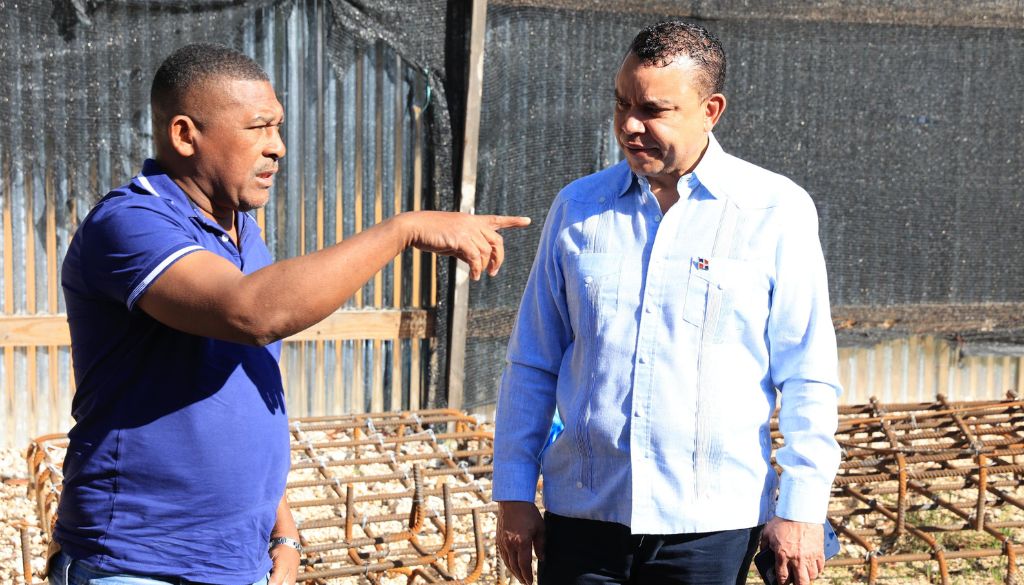 SNS supervisa avances en construcción de Unidad de Quemados Pediátrica del Robert Reid  